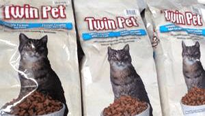 Twin Pet Cat Food